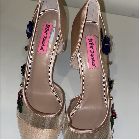 Betsey Johnson Heels - Picture 3 of 10